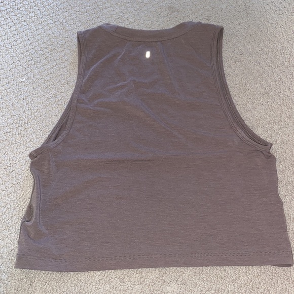 Nobull muscle tank in fallen rock - Picture 6 of 6